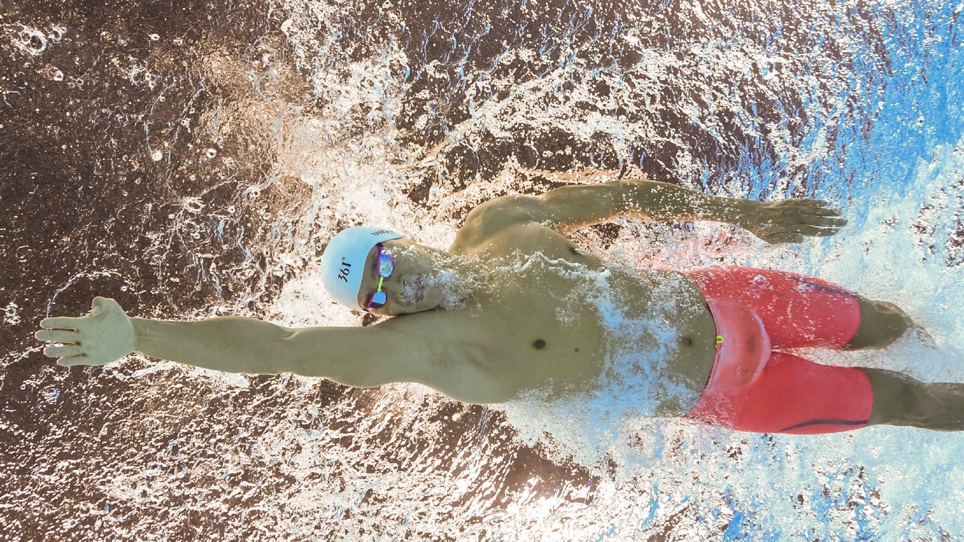 弗朗索瓦·霍尔茨豪伊泽：他的精准传球让南非队锋线如虎添翼，弗朗索瓦兹 多尔多